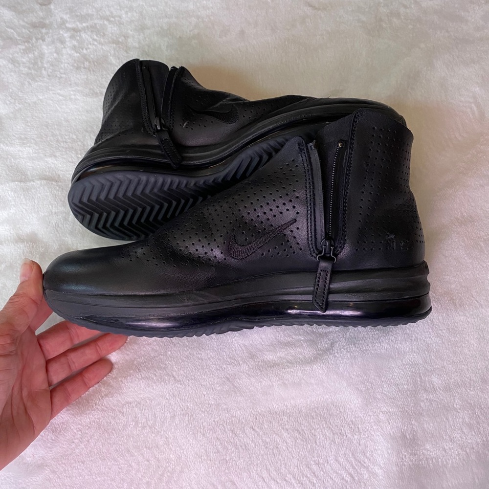 Nike black Leather sneakers